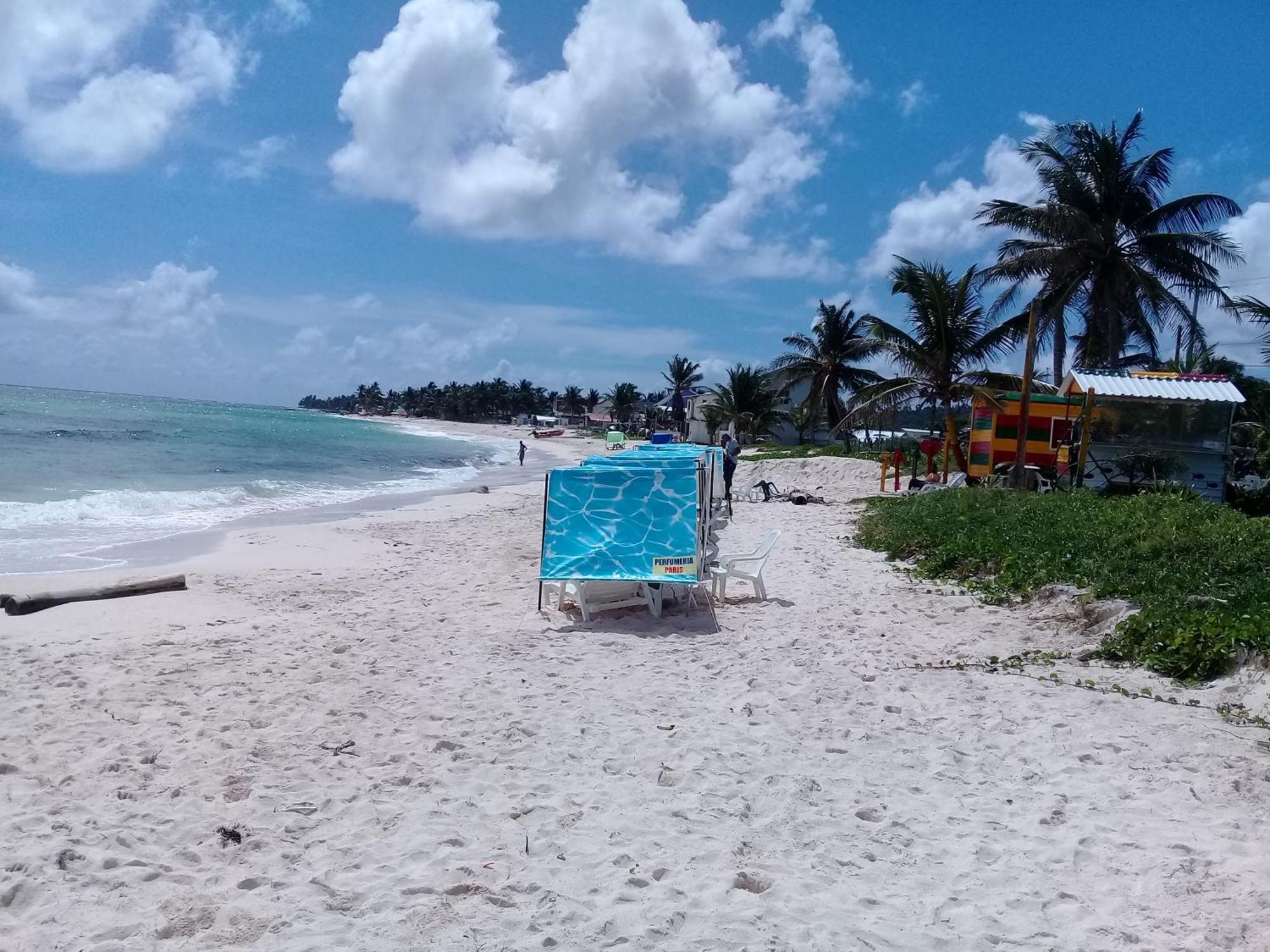 Victoria'S Gennie Bay Village Hostal San Andrés Екстериор снимка