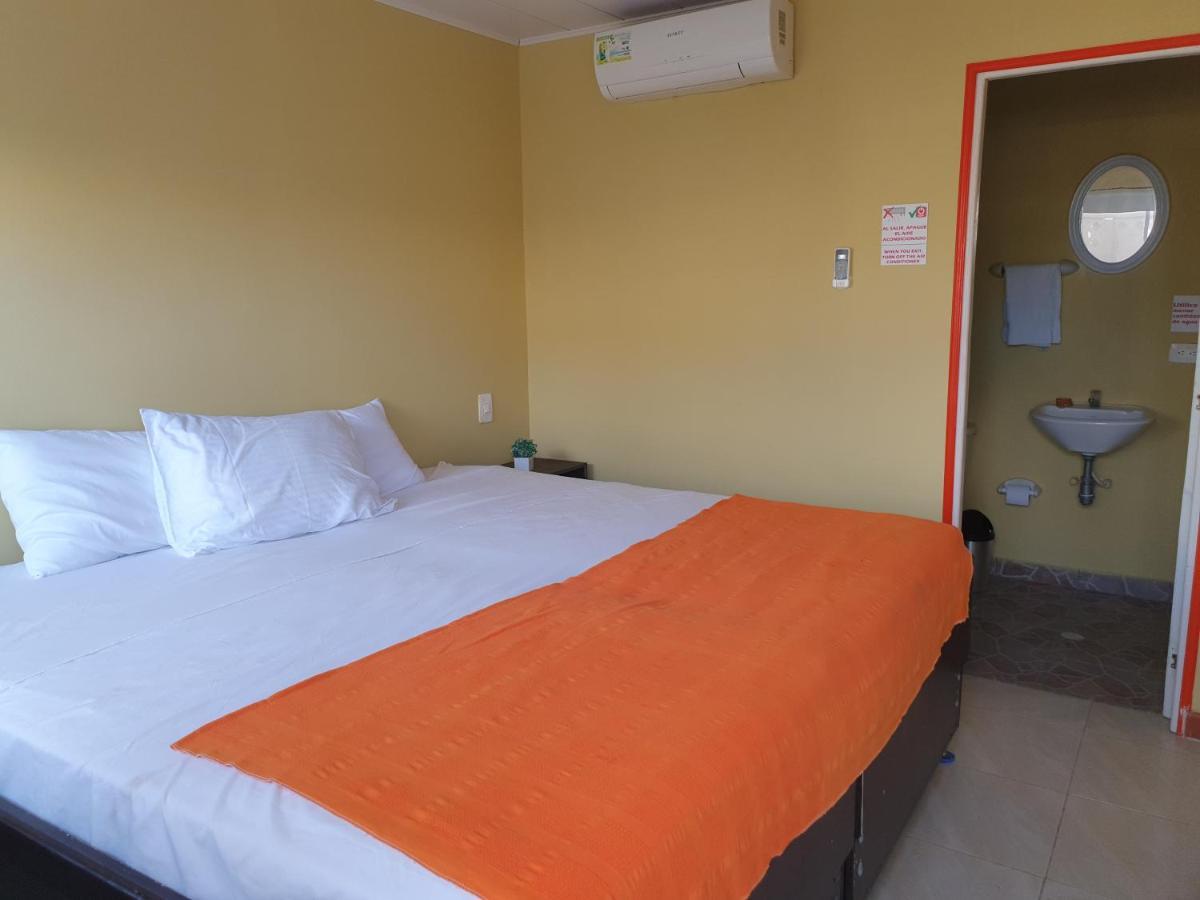 Victoria'S Gennie Bay Village Hostal San Andrés Екстериор снимка